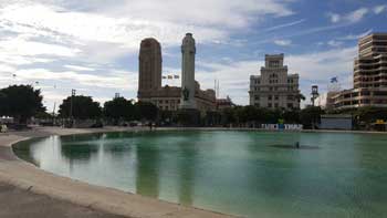 Santa Cruz Square